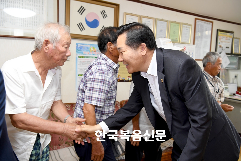 김용집 의원이 광주시 광산구 본량 양산경로당을 방문했다.